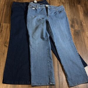 2 jeans. One 16 average,one 16 W,Women's Dark Blue Jeans